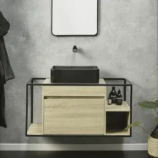 7091 Kamina - Room scene (color)